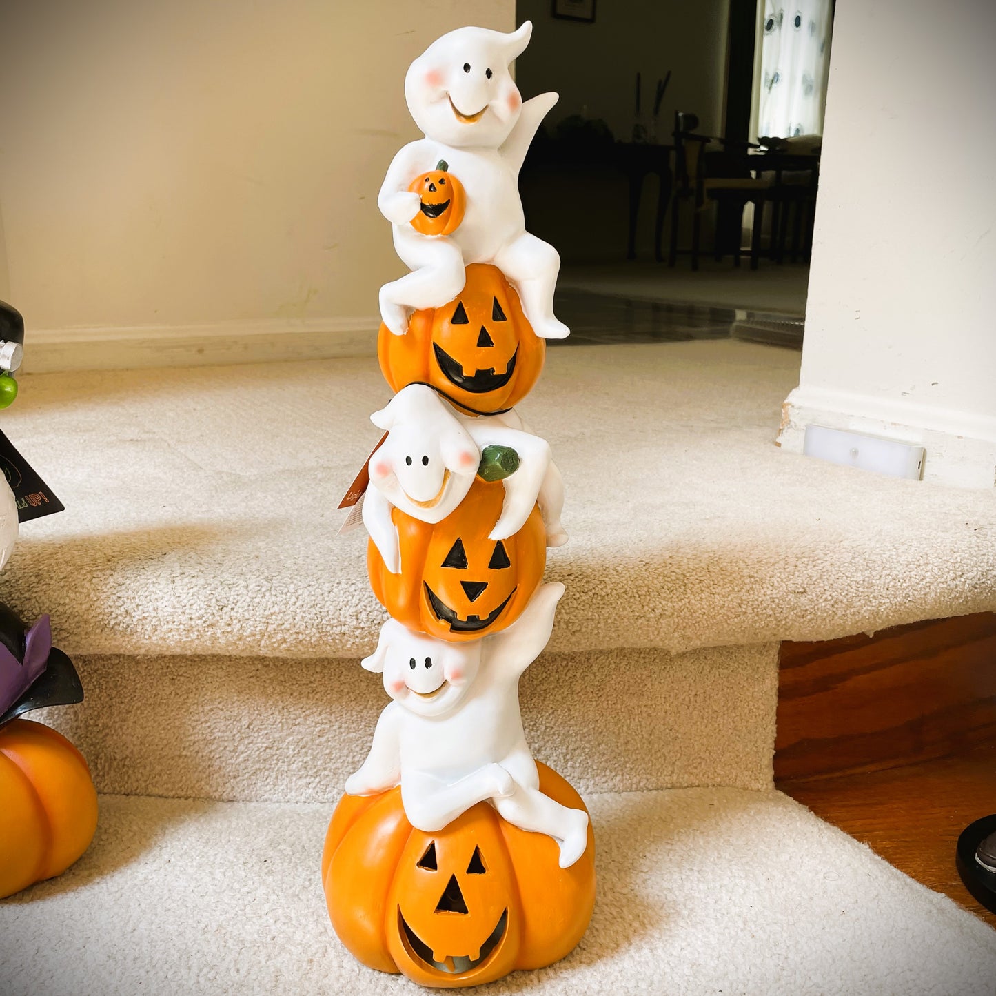 Ghosts and Pumpkins Table Tower